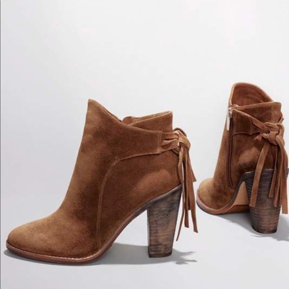Vince Camuto Shoes - Vince Camuto Suede Linford Bootie Bark Sz 10